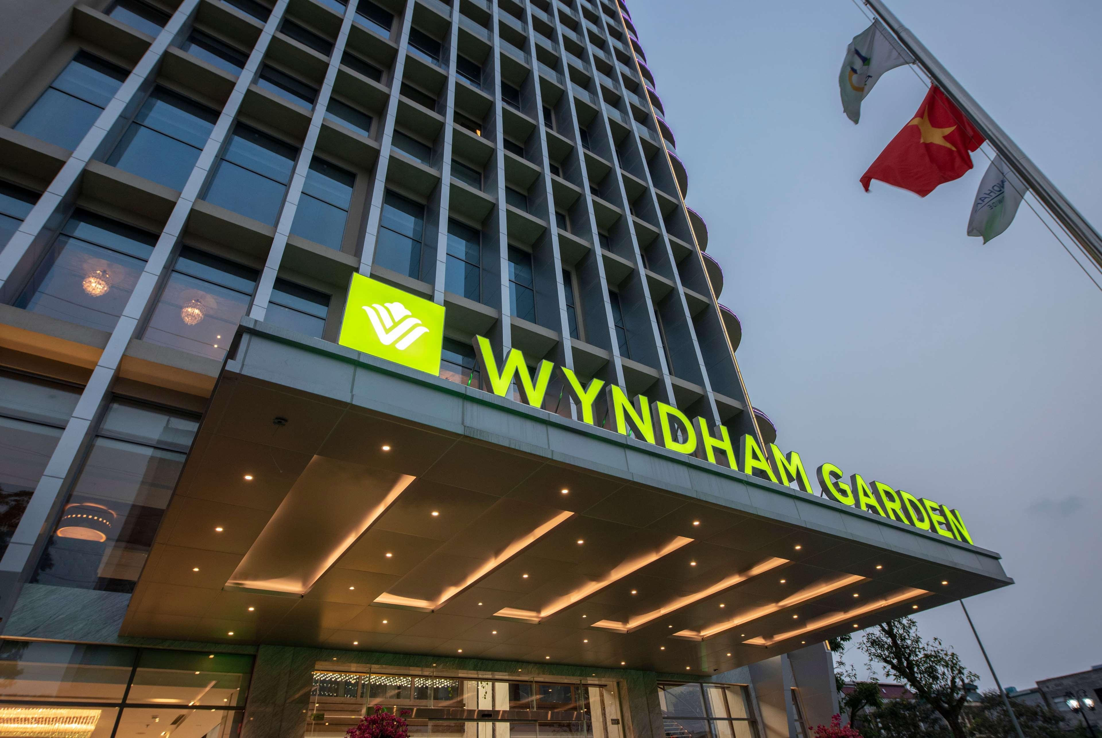 Wyndham Garden Hanoi Exterior foto